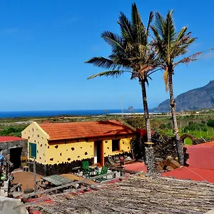 Casa Guinea Frontera